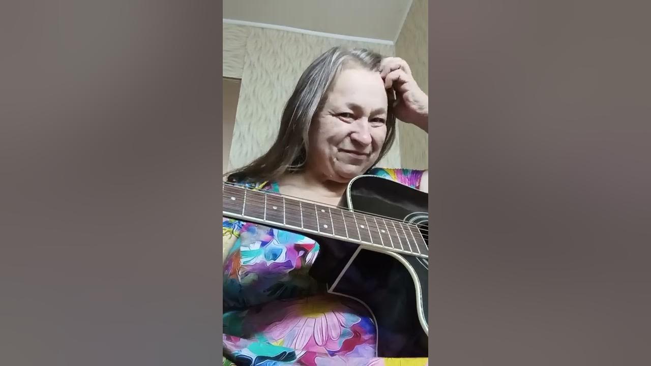 Три красавицы небес текст. Песня три красавицы слушать. Песня три красавицы слушать. Три красавицы небес шли по улицам мадрида. Песня три красавицы слушать.