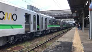 JR北海道H100形甲種輸送　秋田駅発車