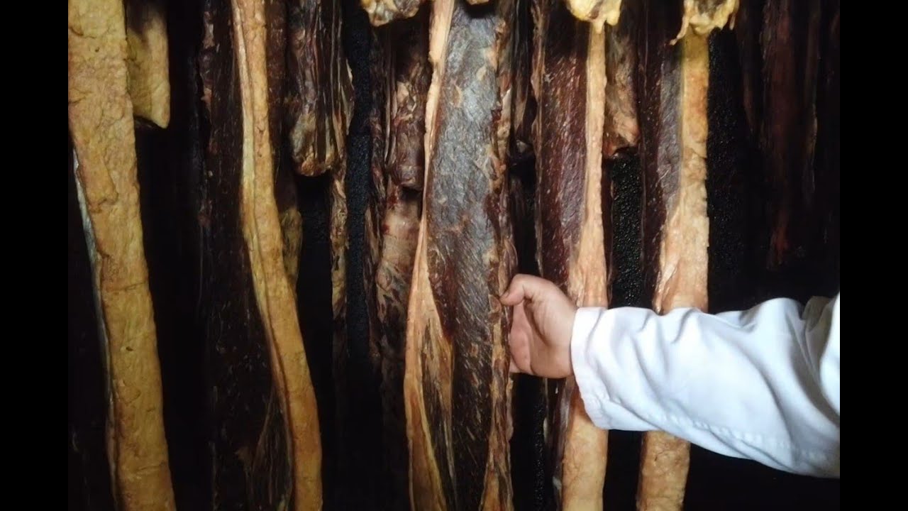 Ovaj čovjek pravi najbolje suho meso u regiji