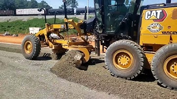 Leica MC1 Robotic Grader - Guided by MS60 - Vid 2