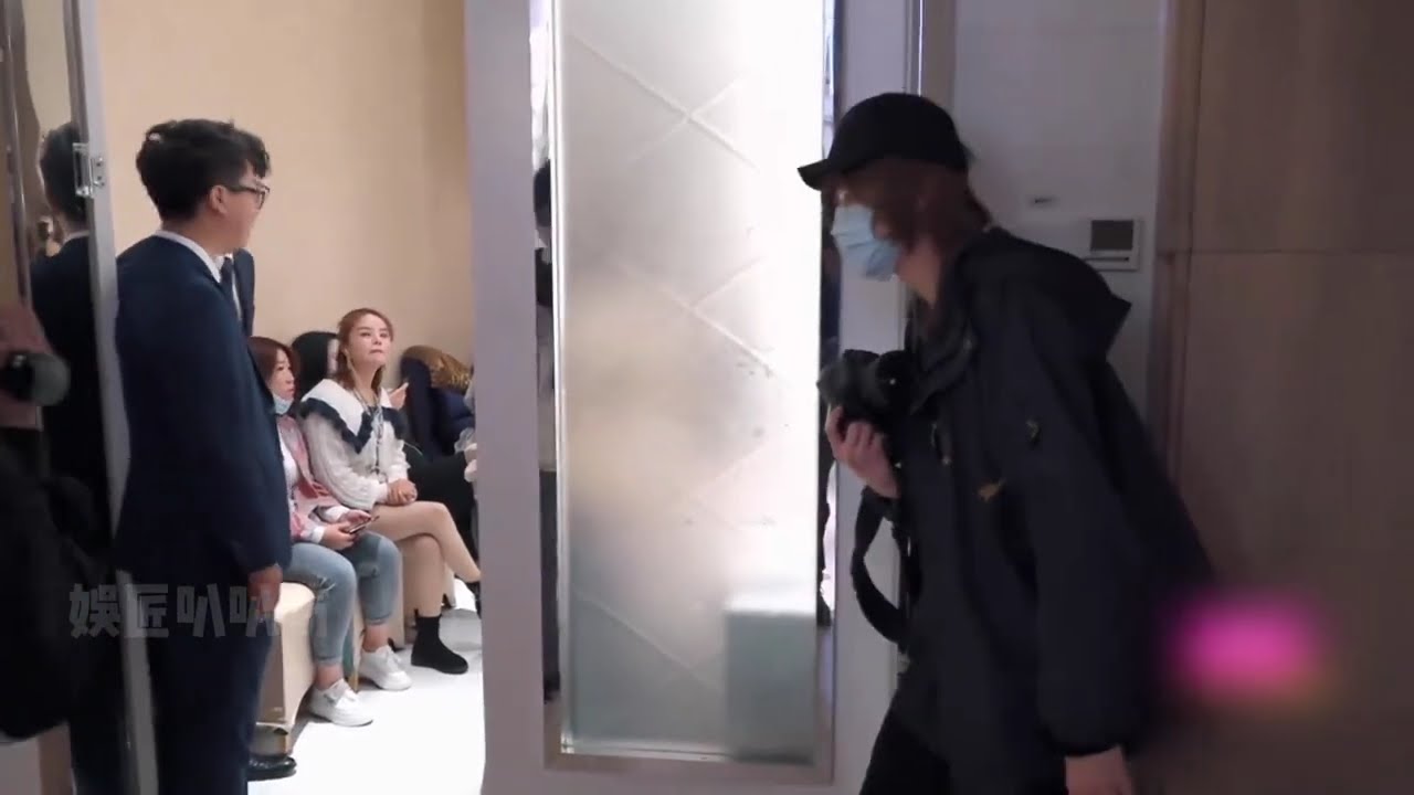 鄧超為了蹭頓免費的大餐，做了一件很多人敢想卻不敢干的事情！