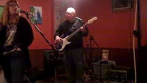 Steve Troutman|Steve Troutman jams at the open mik...
