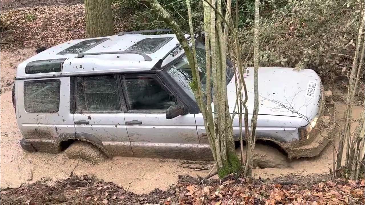 Land Rover Stuck In The Mud - YouTube