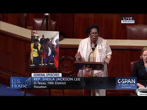 Rep. Sheila Jackson Lee Kneels On House Floor In Support Of NFL Players