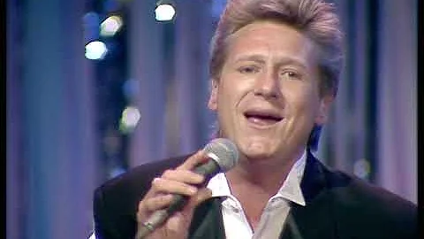 Joe Longthorne - Wind Beneath My Wings | Live at the BBC on Wogan