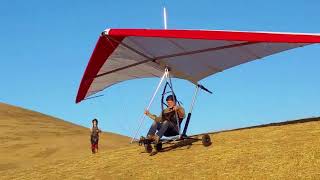 Hang Gliding -  Wills Wing Easy Flyer in Tres Pinos