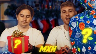 Ep.2 GETTING X-MAS PRESENTS FOR EACH OTHER