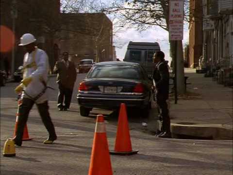 The Wire S04E05 - Bunk dancing to Lester