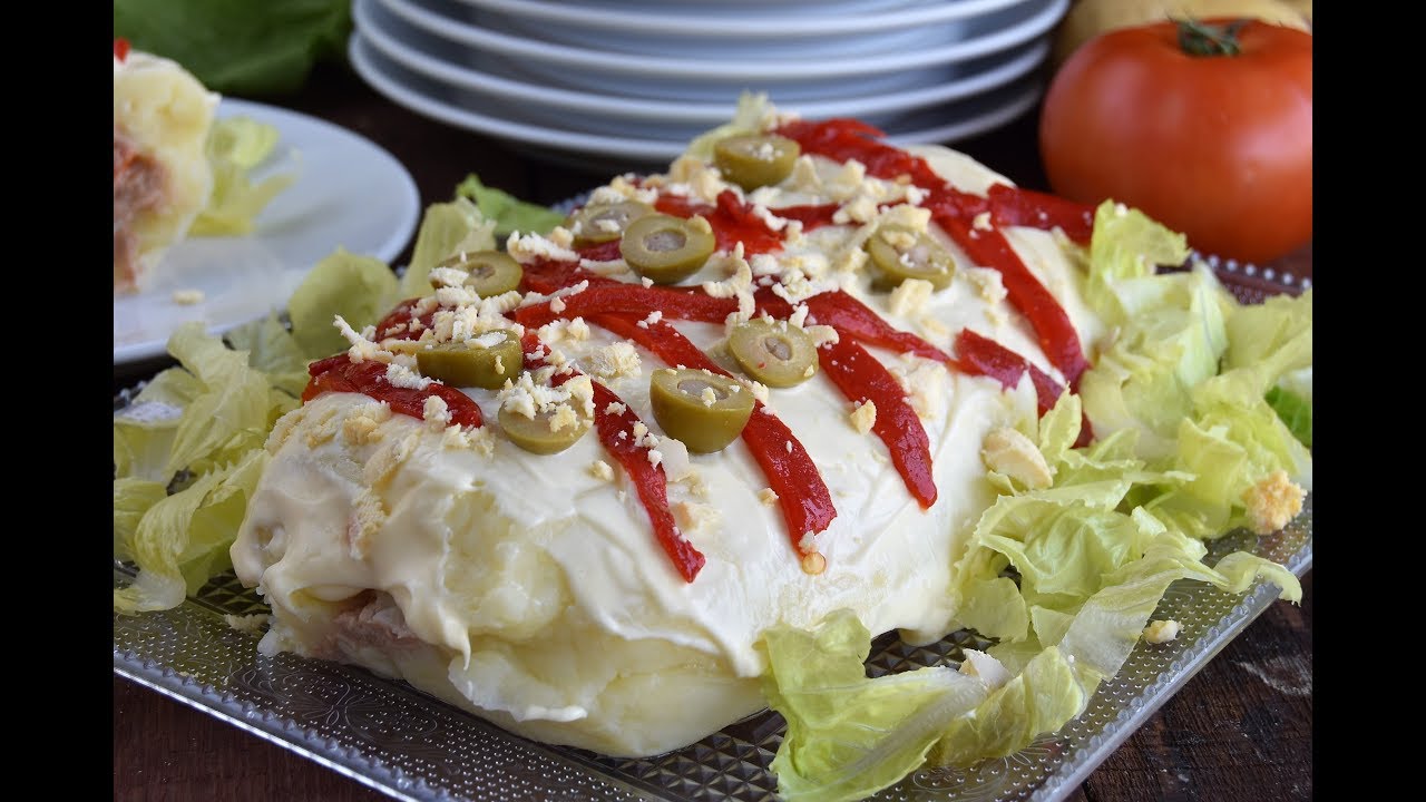 Brazo gitano salado de patatas y atún