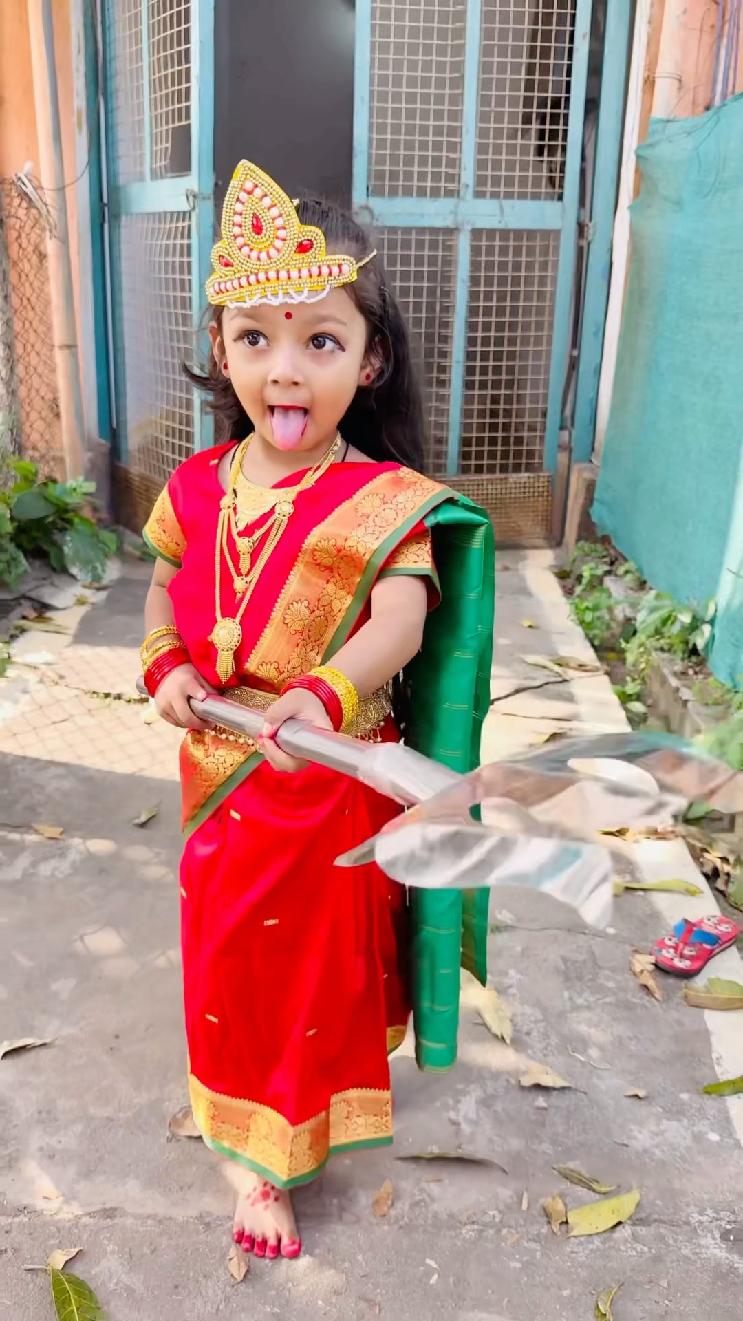 Tooktook durga mata nhi chodegi chor ko??