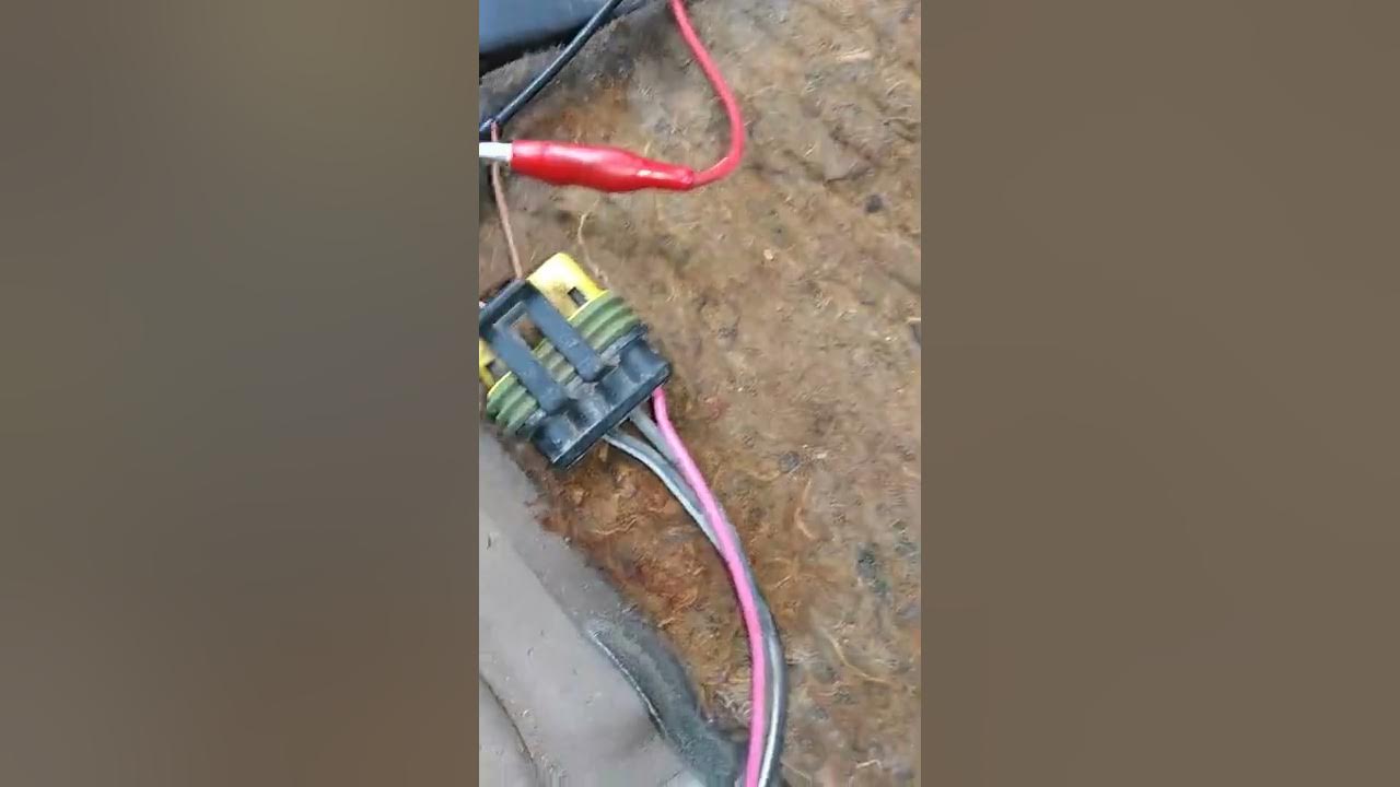 Не жужжит бензонасос 2114 2115 2113. Проверяем есть ли напряжение на ...