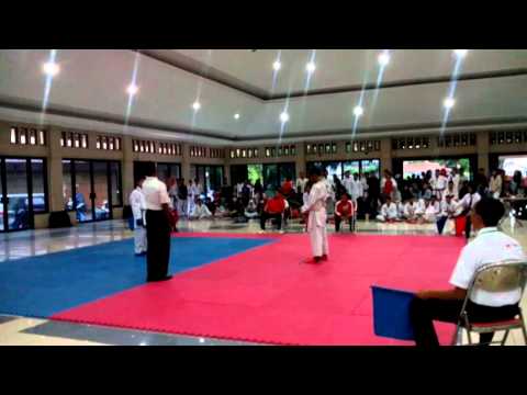 POPDA KAB KLATEN 2016 FINAL KUMITE - 50 KG SMA PUTRA RIKI SATRIO vs ALIF ROHMAN