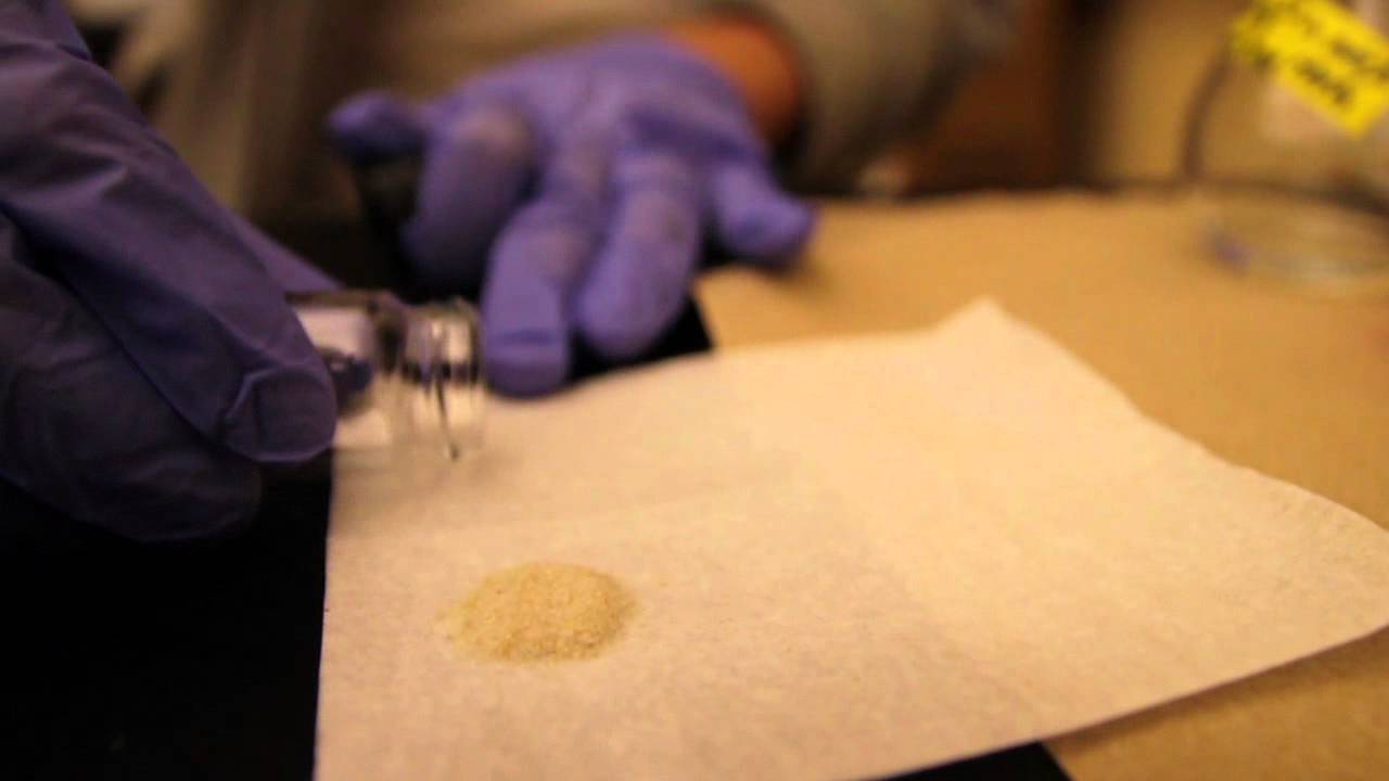 Supersand gör giftigt vatten drickbart