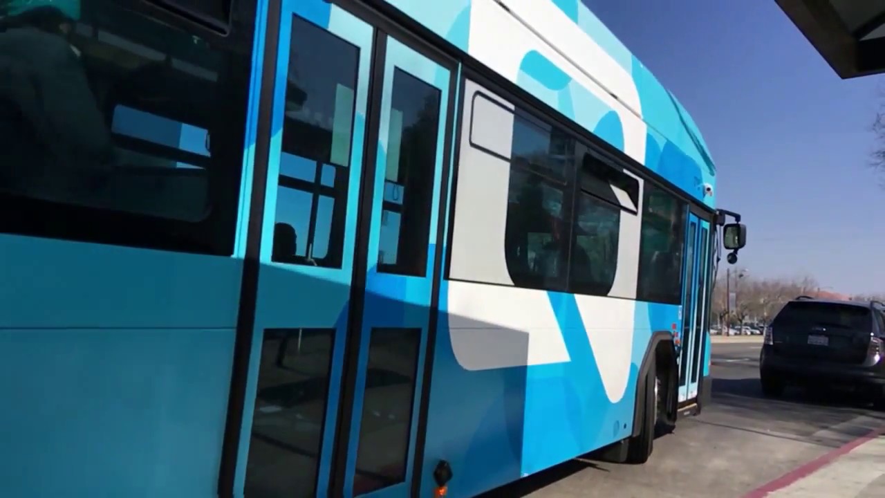 FAX Q Bus 1710 in Slow Motion (GILLIG BRTPlus) - YouTube