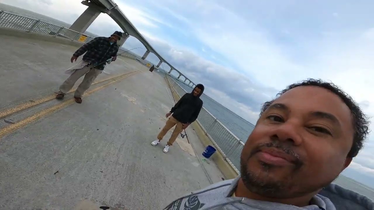 Outer Banks WINTER fishing at the Bonner Bridge for Sheepshead!