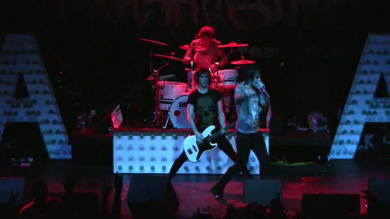 2010.07.18 Asking Alexandria - Breathless NEW SONG HD (Live in Milwaukee, WI)