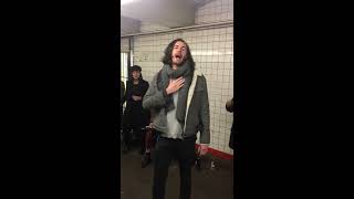 Miniatura de vídeo de "Hozier - Take Me To Church (Pop-Up Show in NYC Subway)"