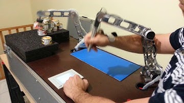 Master-Slave robotic arm, one week project, design, machining, wiring and programming