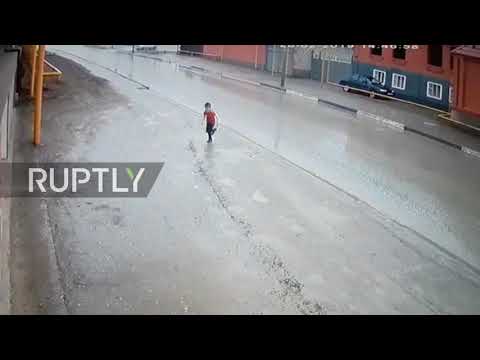 Russia: Driver's last-ditch swerve saves little boy's life