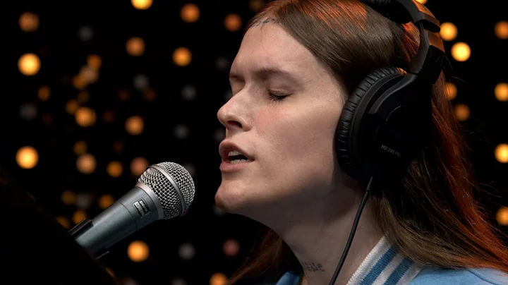 Ethel Cain - A House In Nebraska (Live on KEXP)