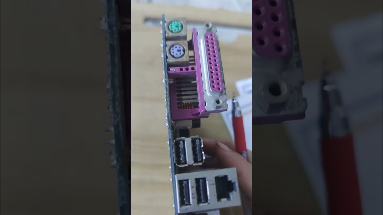 شرح عملي مادة صيانة الحاسوب للصف الثالث (السادس) تجميع وصيانة الحاسوب فيديو الاول 