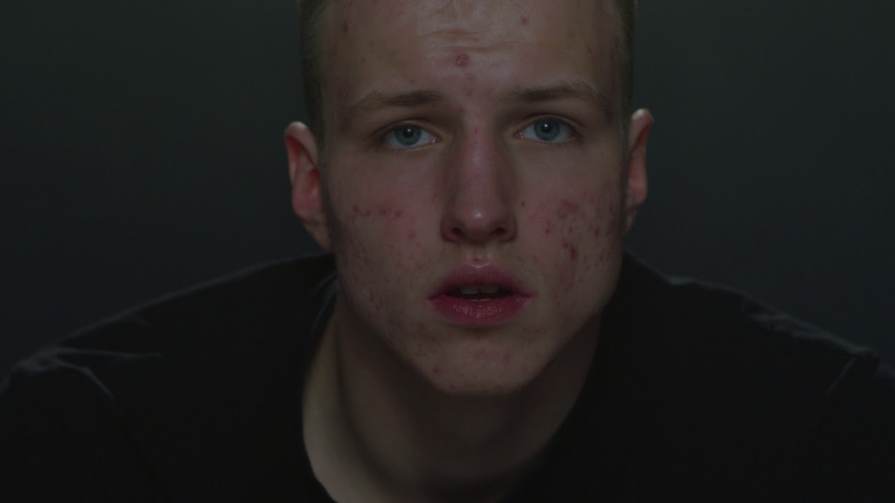 1125 - Zakuty w Kajdany Świat (official video)