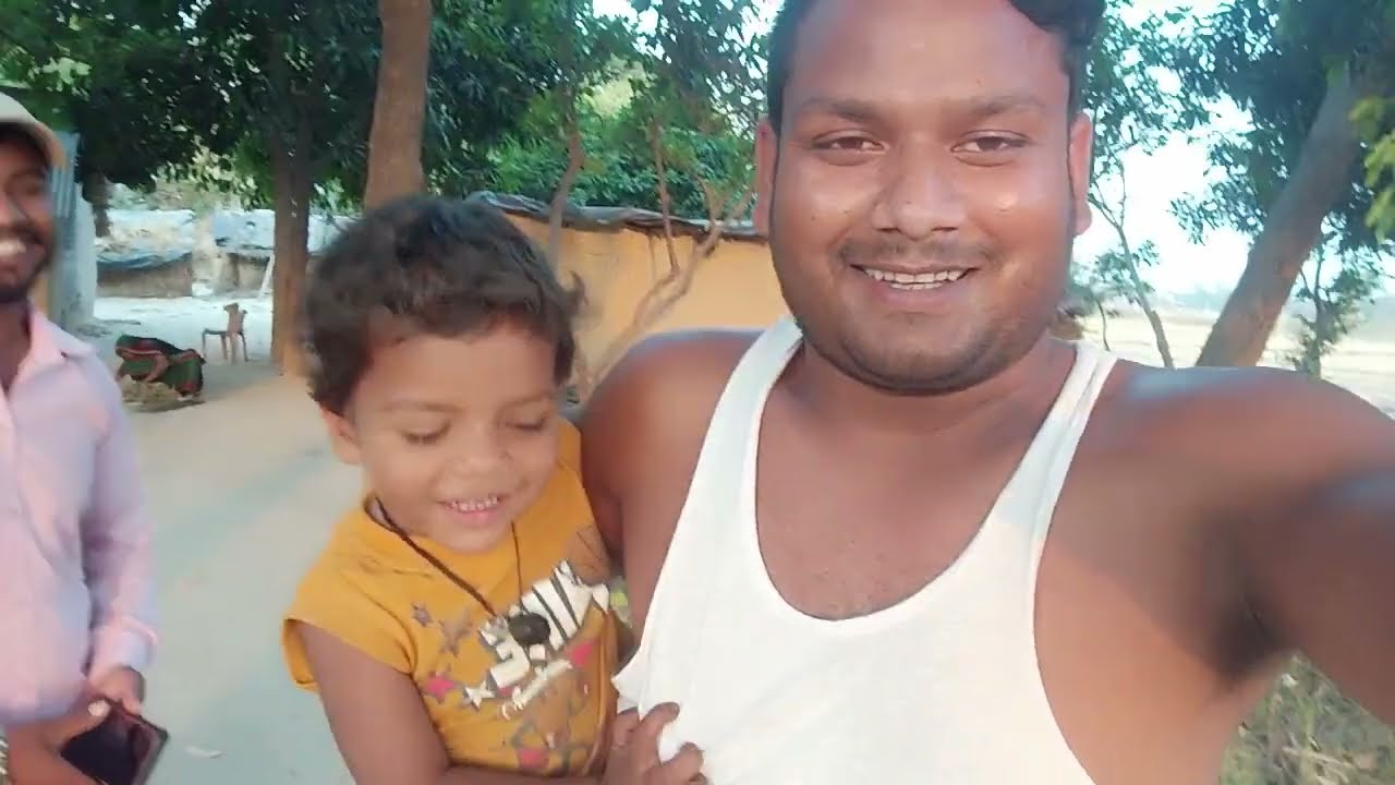 मालती चौहान का बेटा युवराज देखो दोस्तों कैसे हाथ जोड़कर सबको प्रणाम बोलता है