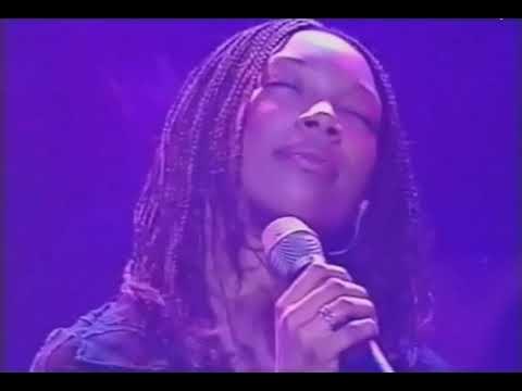 Brandy - Everything I Do (Live at Chicago [Never Say Never World Tour]: 1999)│(Pt. 12)