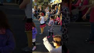 Im Dancing To A Street Party In California Adventure 2017