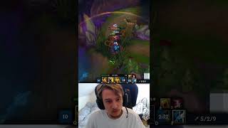 Balanced healing? 🤔 #rengar #challenger #nattynatt #rank1 #leagueoflegends