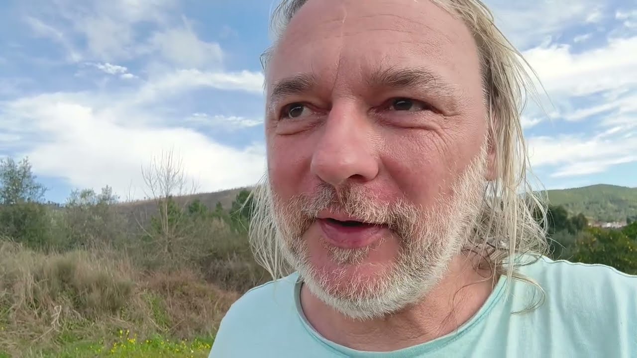 Inwazyjny szczawik, rumianek, nagietek i żarnowiec