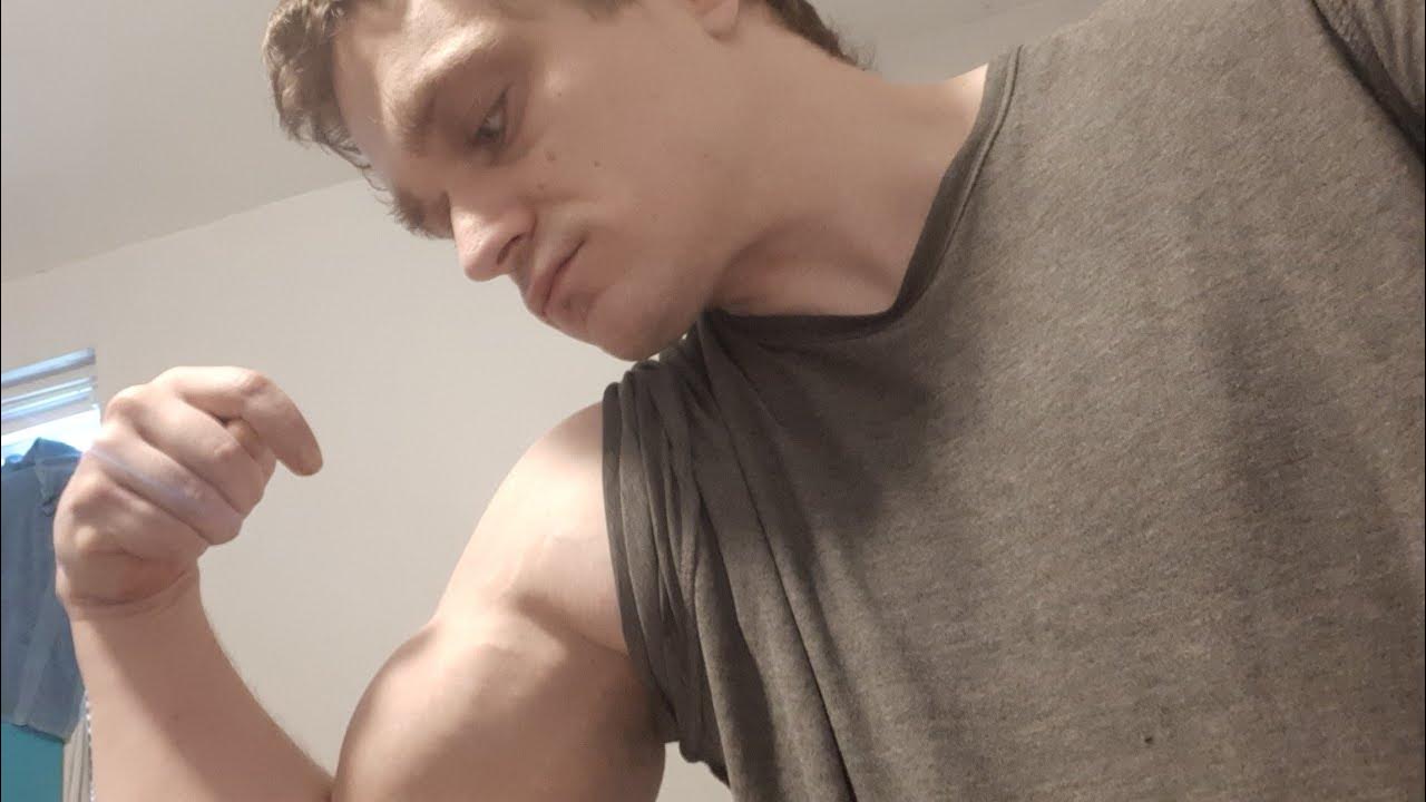 BODYBUILDING FLEXING MUSCLE!!! BACK PECS BICEPS TRICEPS FOREARMS