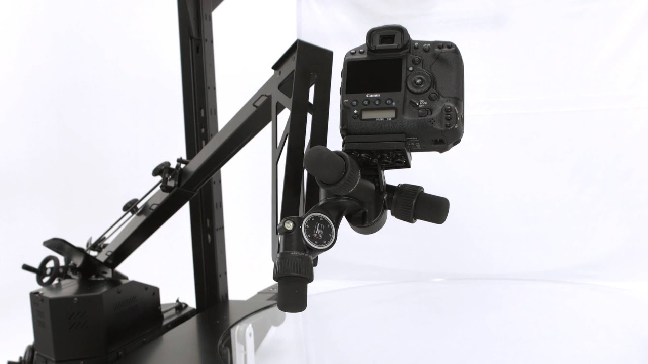 Indkøbscenter Blændende Formen 360 Product Photography with PhotoRobot's Robotic Camera Arm - YouTube