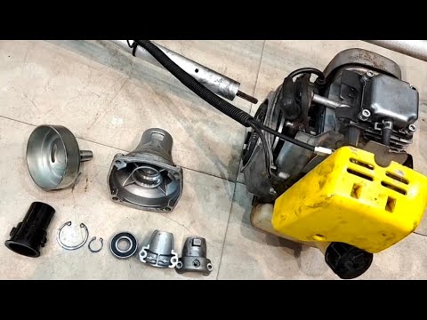 Video: Gas Cutter Gearbox: How To Disassemble The Brushcutter Gearbox? Device. How To Remove The Lower Gear From The Petrol Trimmer?