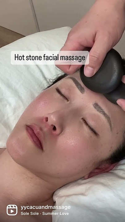 Hot stone facial massage #hotstone #massage #massagetreatment