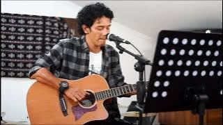 'SENJA NAN MERAH' | TOMMY J PISA | Cover by Ogie Cherista