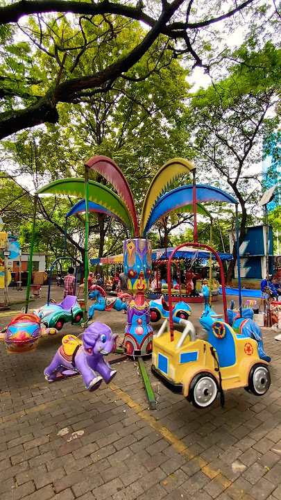 Odong gajah mini ungu dan mobil jip kuning