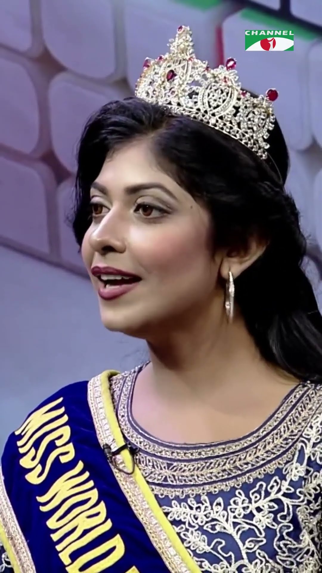 একটি মেয়ের কি প্রয়োজন #shorts