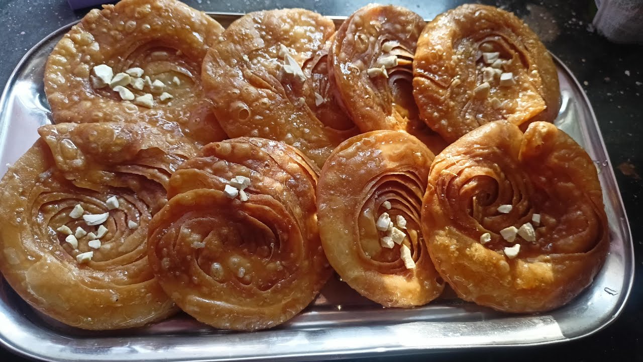 Chiroti | पाकातली पुरी / चिरोटे  #viral #tasty #easy #fyp #dessert