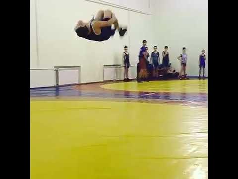 Борцы - YouTube