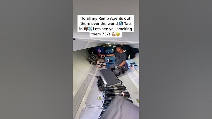 LOADING UP PLANE LUGGAGE