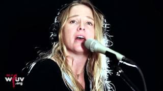 Lissie - "Ojai" (Live at WFUV) chords