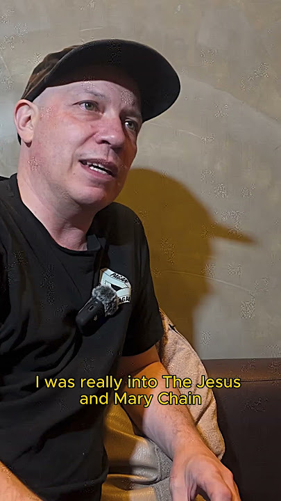 Stuart chats about the music scene in Scotland and the artists who inspired him. #mogwai #livemusic