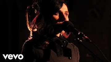 PJ Harvey - Hanging In The Wire