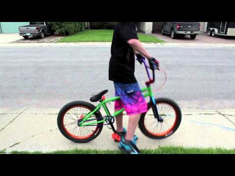Come fare il Bunny Hop su una BMX