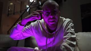 Ez-M - Intouchable //                      Vidéoclip officiel //