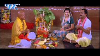 छिनार पंडित - Chinar Pandit - Rangili Chunariya Tohare Naam - Funny Video chords