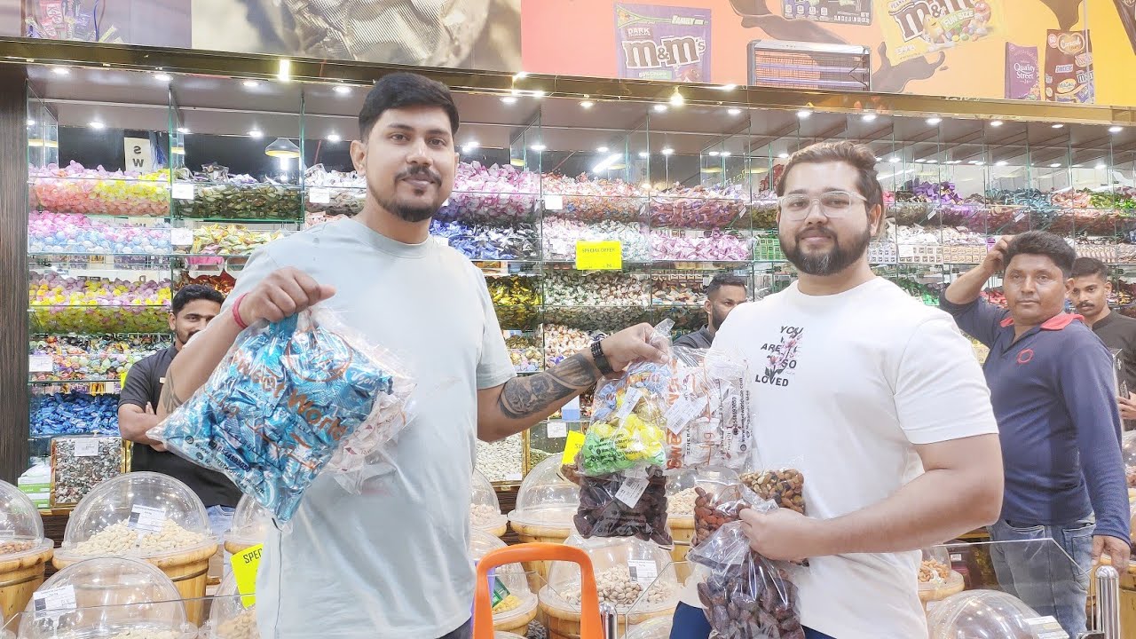 অনেক Chocolate কিনলাম || Best chocolate market of Dubai||