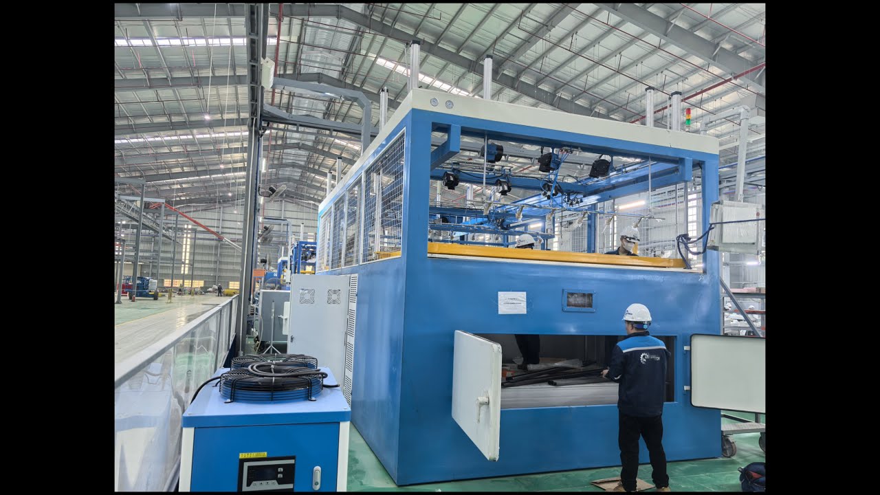Thick sheet vacuum forming machine for bus dashboard, door panel, roof ...