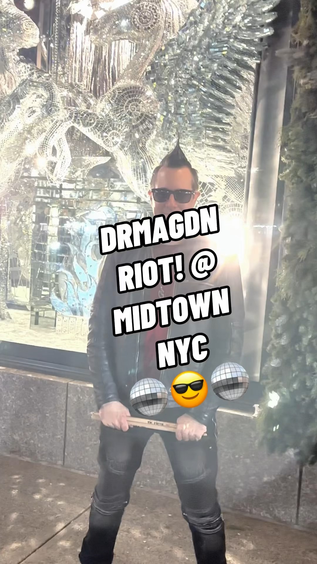 DRMAGDN “RIOT!” @ Midtown NYC #DRMAGDN #Sparkle #Shiny